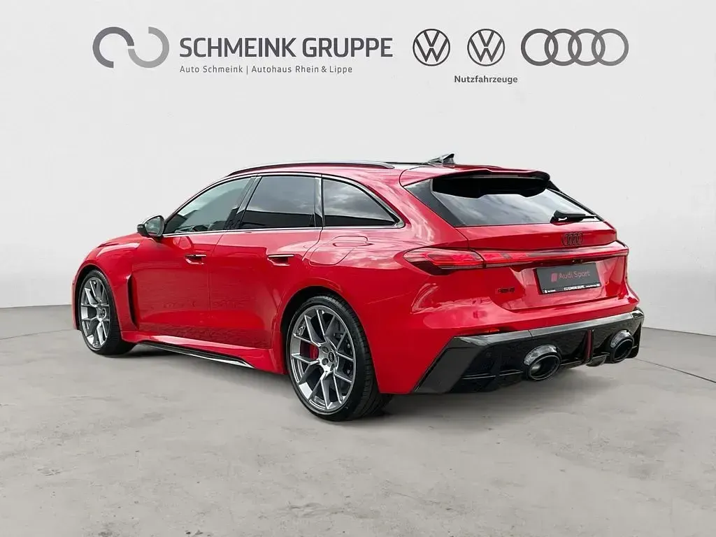 Neu Audi RS5 Sport 639 PS (469 kW) 2026 Rot Kombi