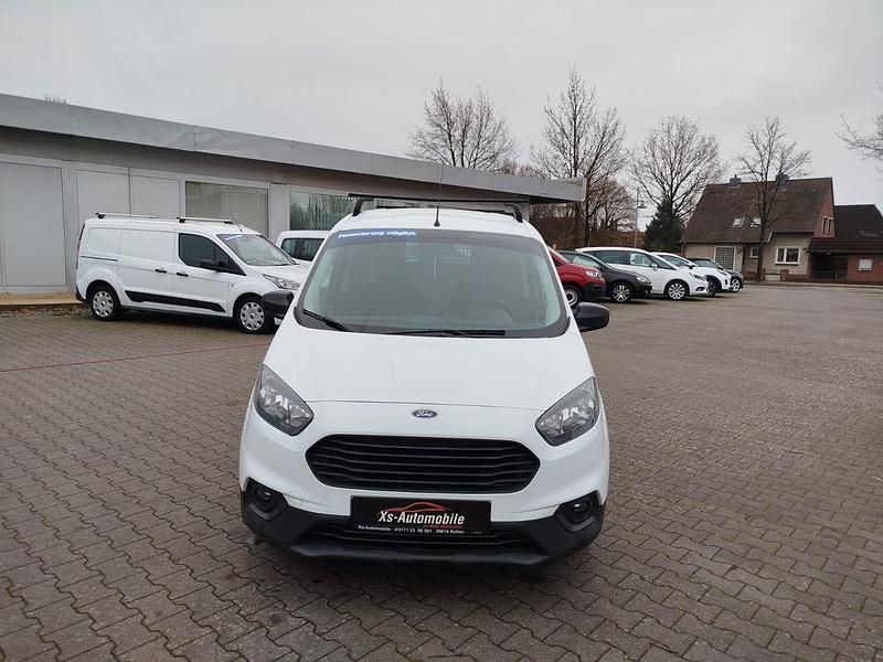 Gebraucht Ford Transit Trend 101 PS (74 kW) 2021 Weiß Van / Kleinbus