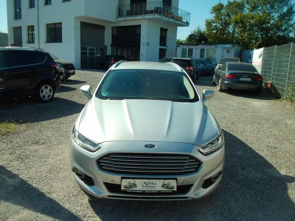 Gebraucht Ford Mondeo Titanium 150 PS (110 kW) 2015 Silber Kombi