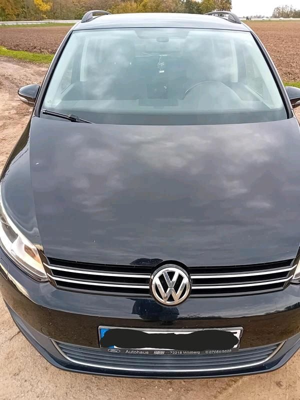 Gebraucht VW Touran 105 PS (77 kW) 2015 Schwarz Van / Kleinbus