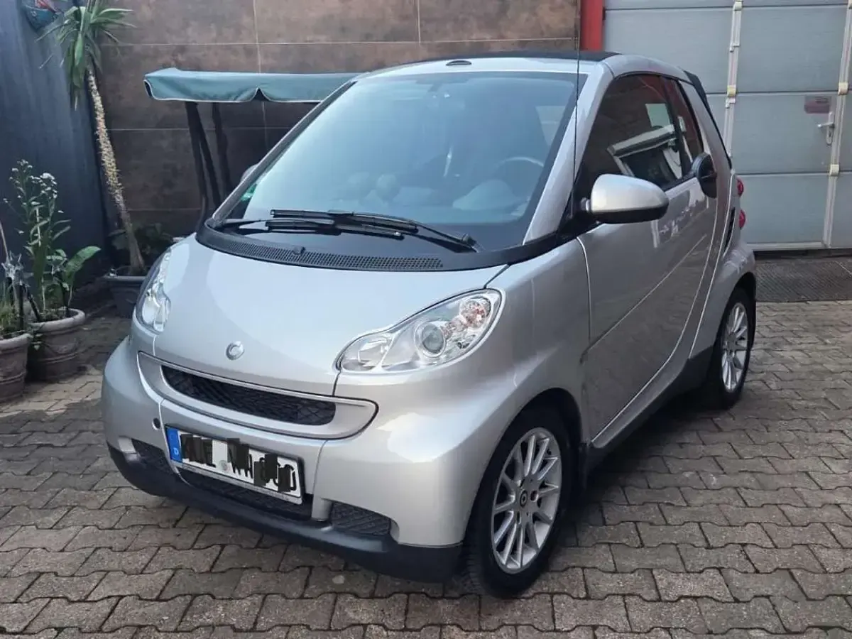 Używany Smart ForTwo Cabrio 54 KM (39 kW) 2010 Srebrny Kabriolet