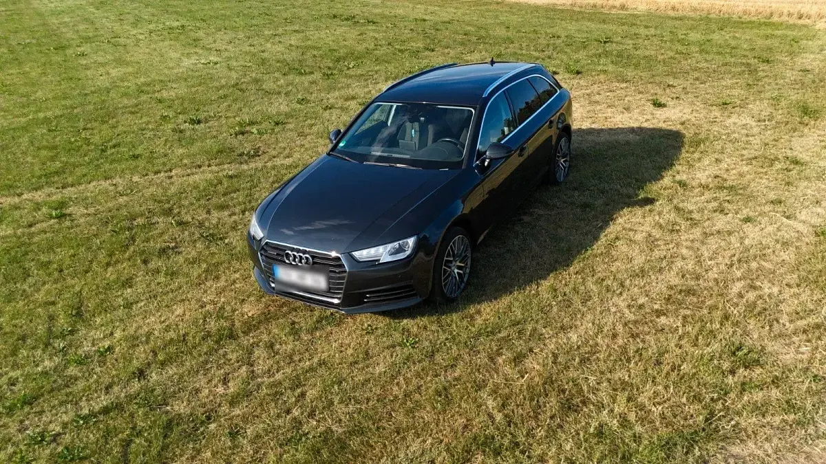 Gebraucht Audi A4 Sport 190 PS (139 kW) 2017 Grau Kombi