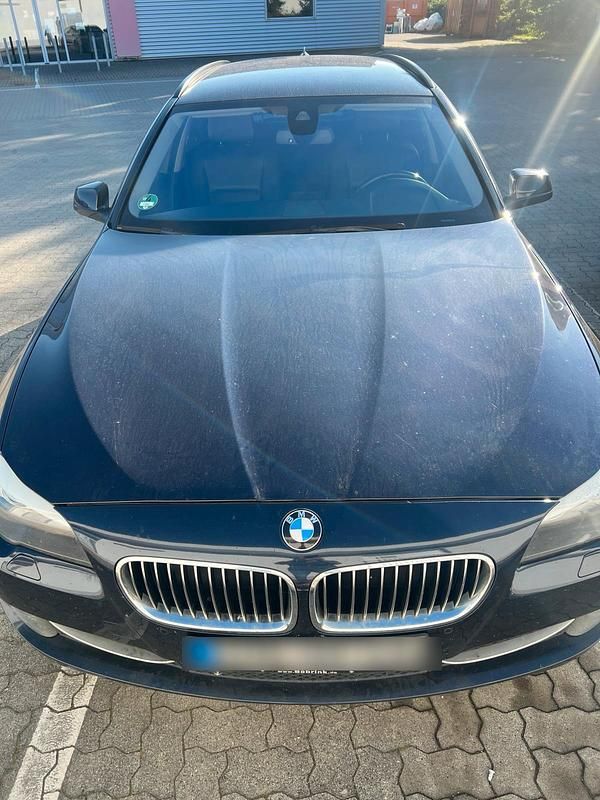 Blau Gebraucht 2013 BMW 525 Kombi | 8.500 € (Guter Preis) - Bild 1/4