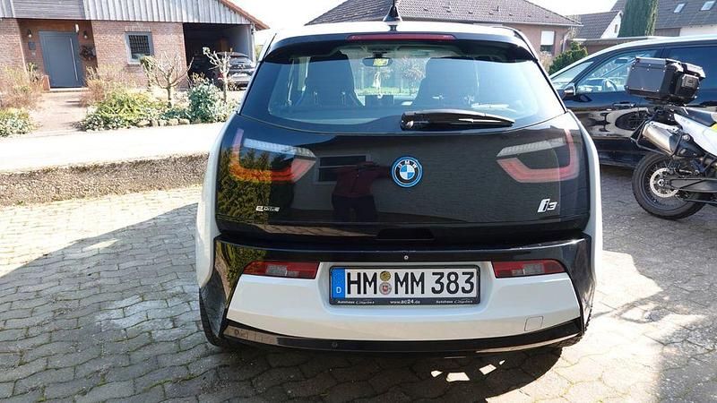 Gebraucht BMW i3 170 PS (125 kW) 2015 Weiß Kleinwagen