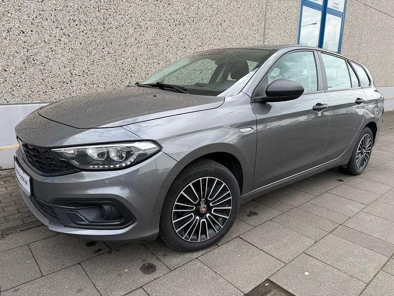 Gebraucht Fiat Tipo 101 PS (74 kW) 2022 Grau Kombi