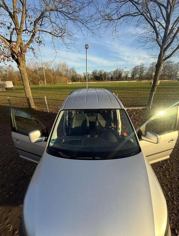 Gebraucht VW Caddy Maxi Trendline 102 PS (75 kW) 2015 Grau Van / Kleinbus
