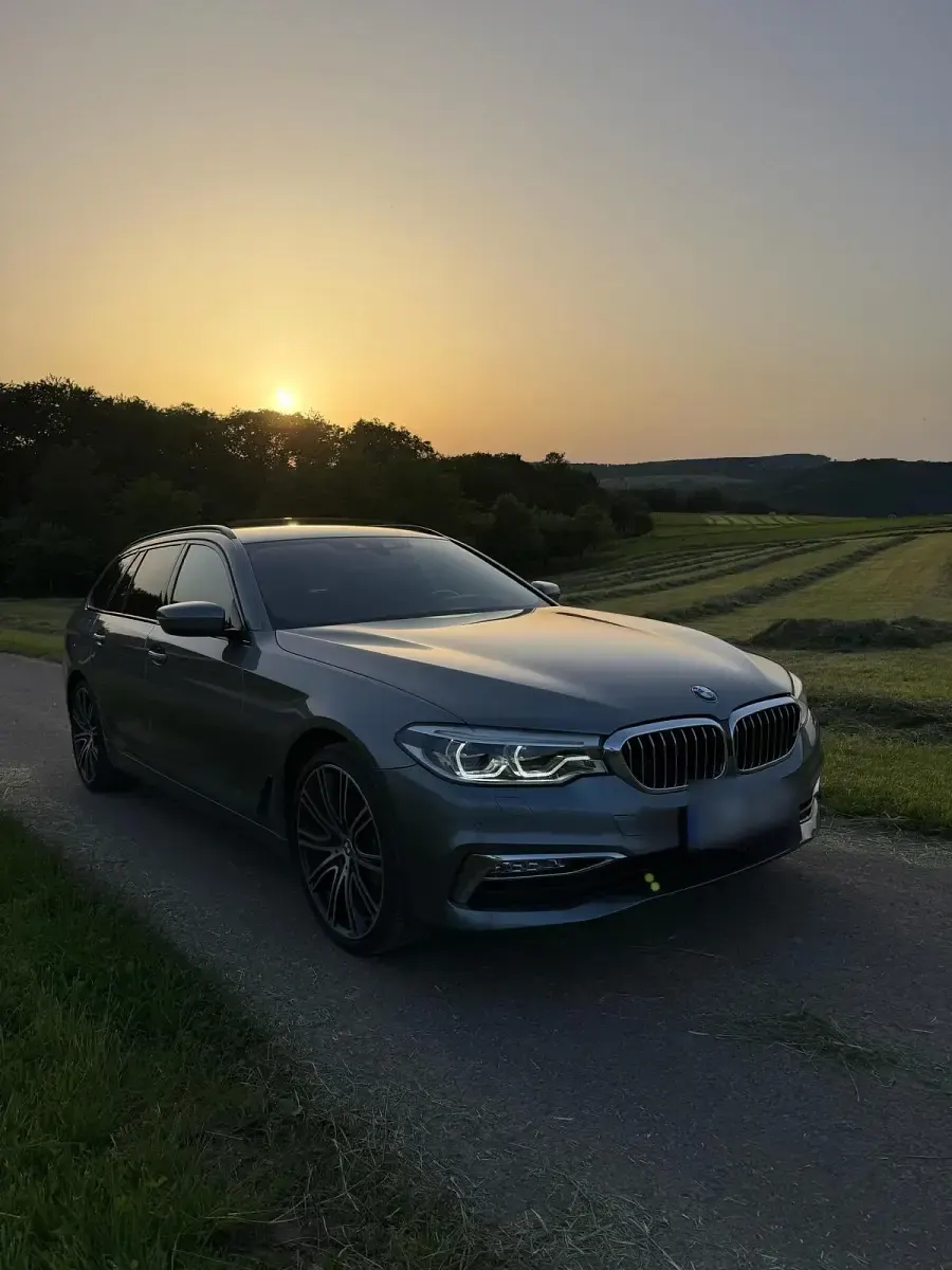 Gebraucht BMW 540 Luxury Line 340 PS (250 kW) 2017 Grau Kombi