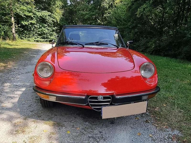 Gebraucht Alfa Romeo Spider Veloce 126 PS (92 kW) 1979 Rot Cabrio