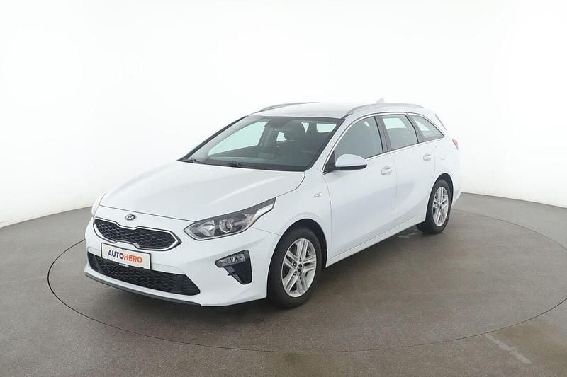 Weiß Gebraucht 2019 Kia Ceed Vision Kombi | 15.790 € (Fairer Preis) - Bild 1/3