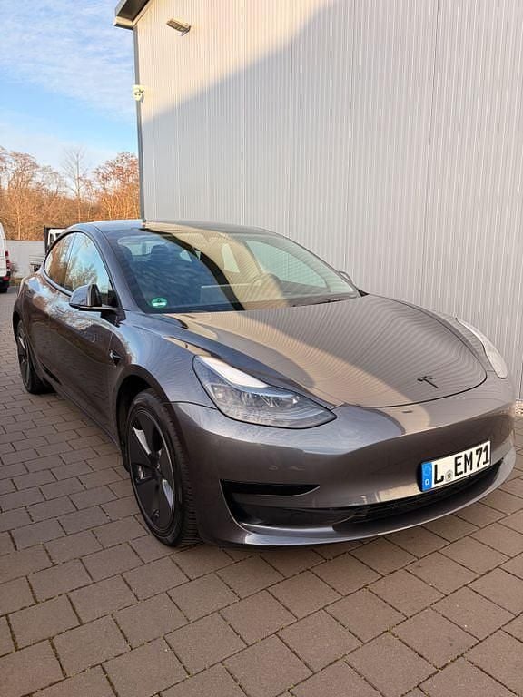 Gebraucht Tesla Model 3 RWD 239 kW (325 PS) 2022 Grau Limousine