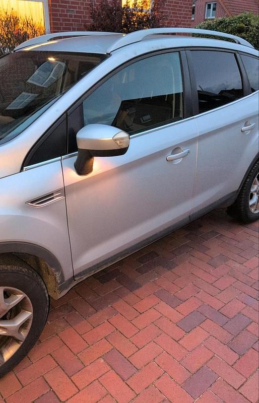 Gebraucht Ford Kuga 143 PS (105 kW) 2011 Silber SUV