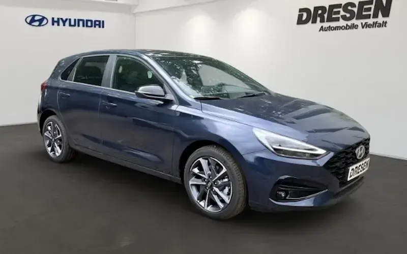 Gebraucht Hyundai i30 Advantage 140 PS (102 kW) 2025 Blau Limousine