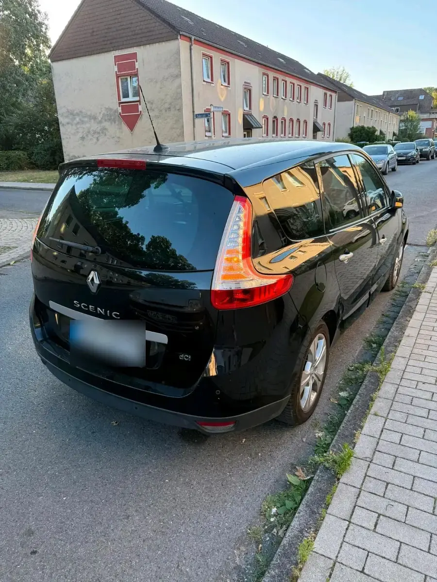 Gebraucht Renault Grand Scénic III Expression 131 PS (96 kW) 2011 Schwarz Van / Kleinbus