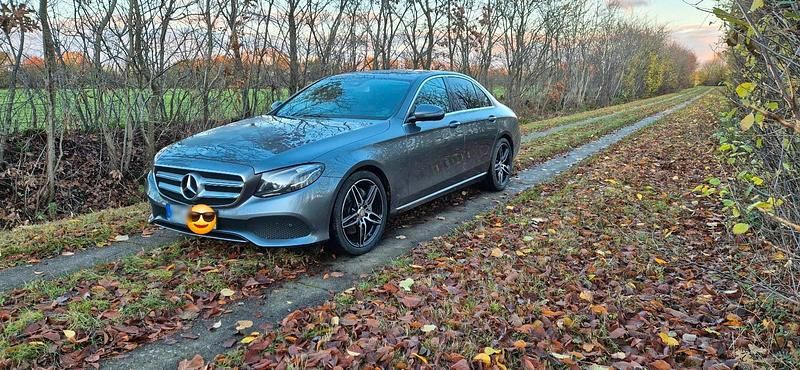 Gebraucht Mercedes E350 258 PS (189 kW) 2016 Grau Limousine