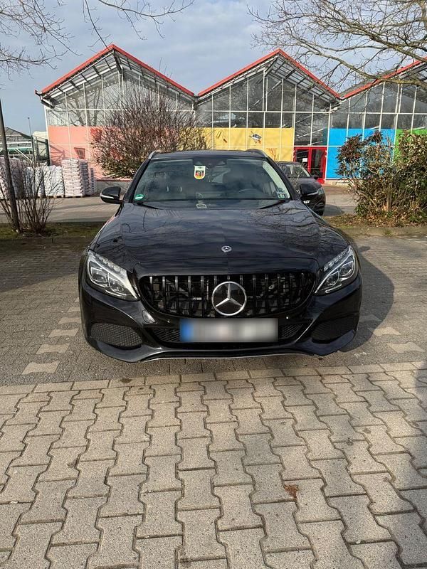 Gebraucht Mercedes C250 204 PS (150 kW) 2014 Schwarz Kombi