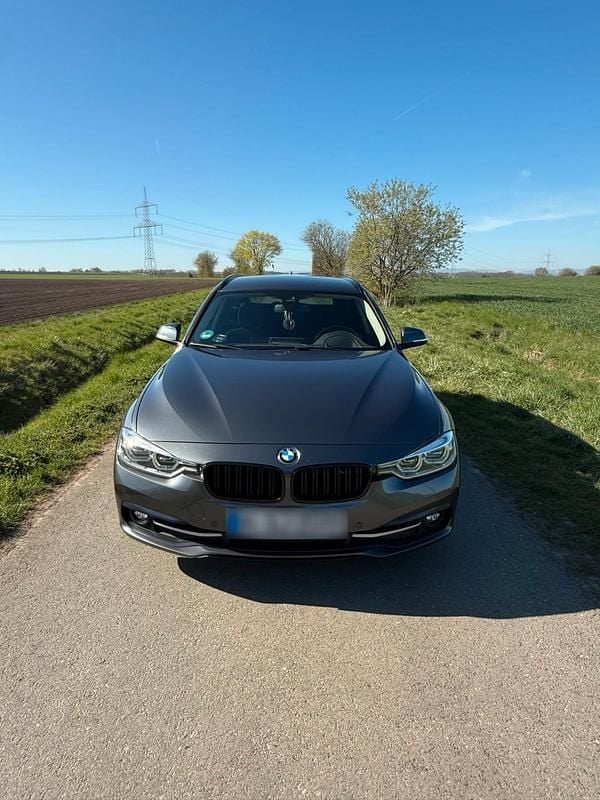 Używany BMW 320 Efficient Dynamics 163 KM (119 kW) 2017 Szary Kombi