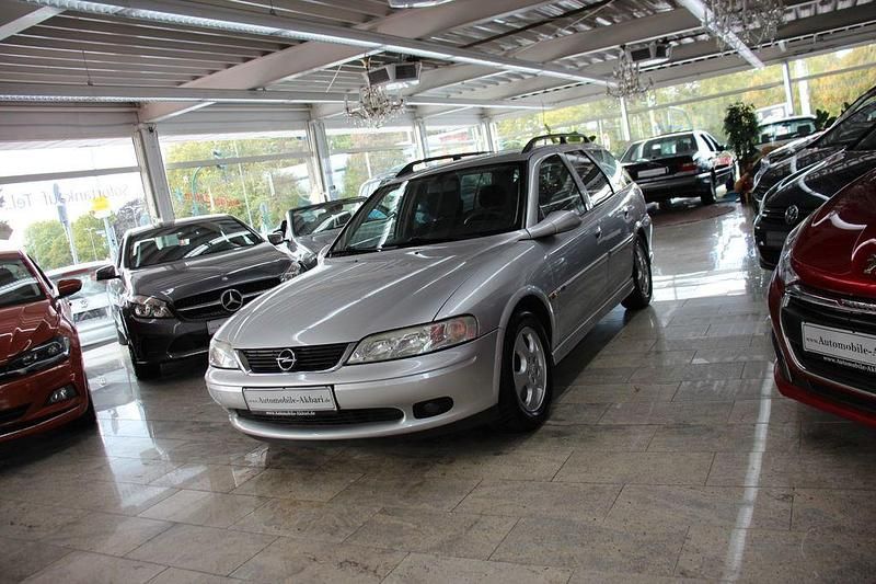 Gebraucht Opel Vectra 101 PS (74 kW) 2001 Grau Kombi