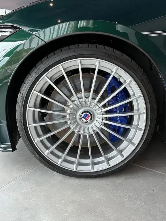 Neu Alpina D3 355 PS (261 kW) 2026 Grün Limousine