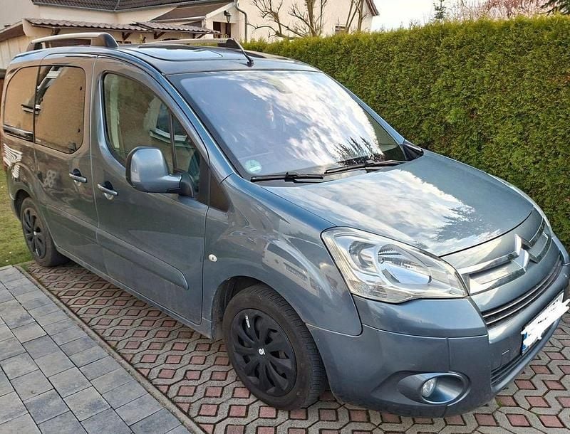 Gebraucht Citroën Berlingo 109 PS (80 kW) 2008 Blau Van / Kleinbus