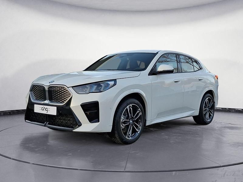 Neu BMW iX2 150 kW (204 PS) 2026 Weiß SUV