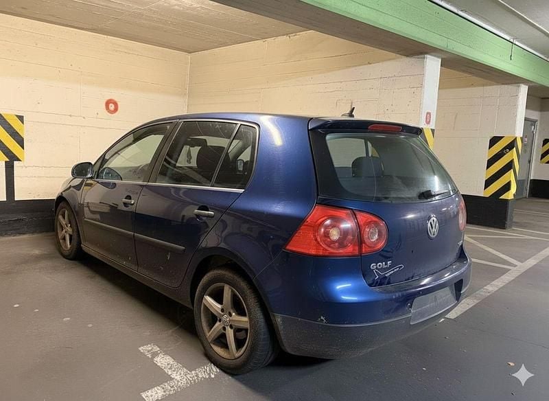 Blau Gebraucht 2005 VW Golf IV Comfortline Kleinwagen | 1.800 € (Guter Preis) - Bild 1/4