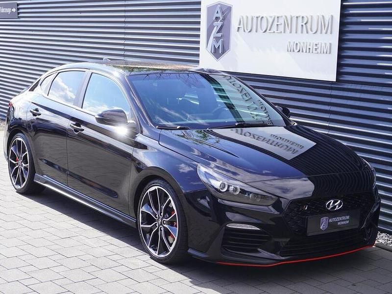 Gebraucht Hyundai i30 275 PS (202 kW) 2019 Phantom black / mic Limousine