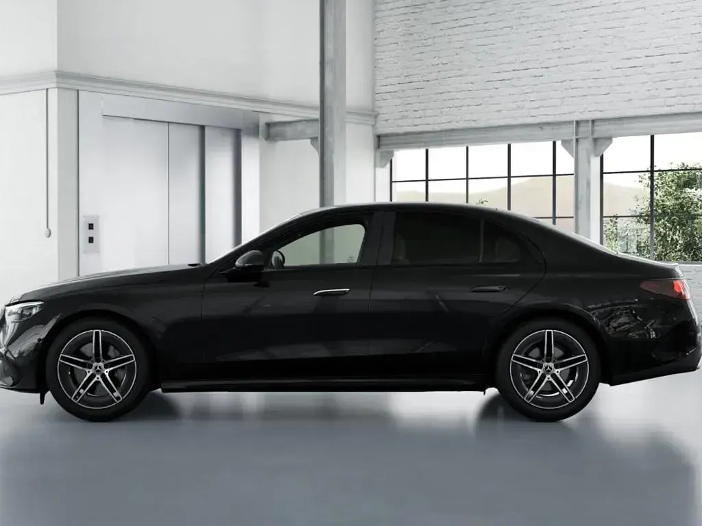 Gebraucht Mercedes E200 Advanced 204 PS (150 kW) 2025 Obsidianschwarz Limousine