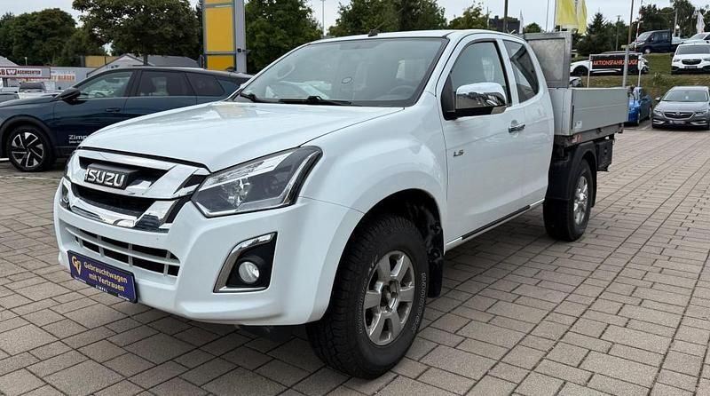 Splash white Gebraucht 2018 Isuzu D-Max Abholung | 28.990 € (Teuer) - Bild 1/4