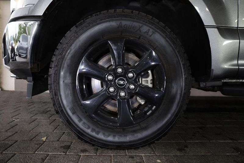 Gebraucht Ford F-150 381 PS (280 kW) 2020 Grau Abholung