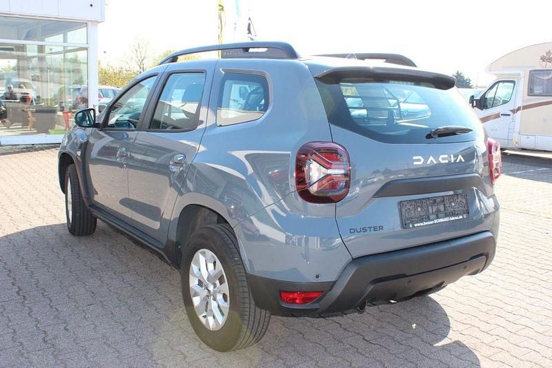 Second-hand Dacia Duster Expression 131 CP (96 kW) 2023 Gri SUV