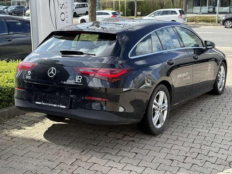 Gebraucht Mercedes CLA200 163 PS (119 kW) 2025 Nachtschwarz  unilack Kombi
