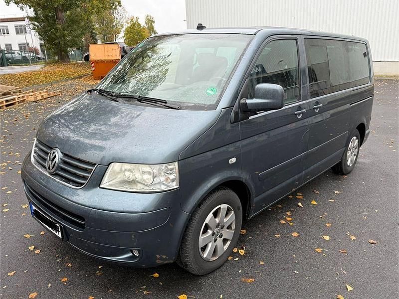 Usata VW Multivan 174 CV (127 kW) 2004 Grigio Monovolume