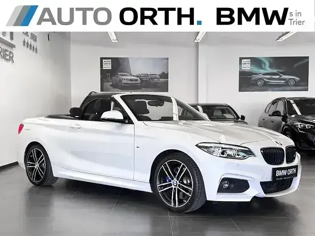 Gebraucht BMW 230 M Sport 252 PS (185 kW) 2018 Mineralweiß Cabrio