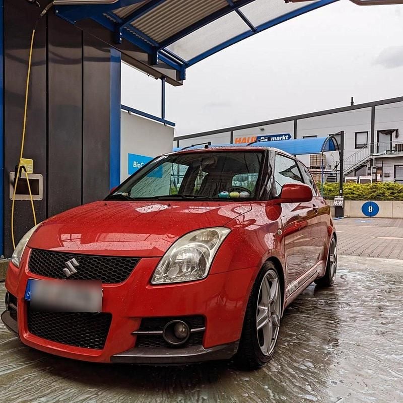 Rot Gebraucht 2006 Suzuki Swift Sport Kleinwagen | 4.000 € (Etwas zu teuer) - Bild 1/4