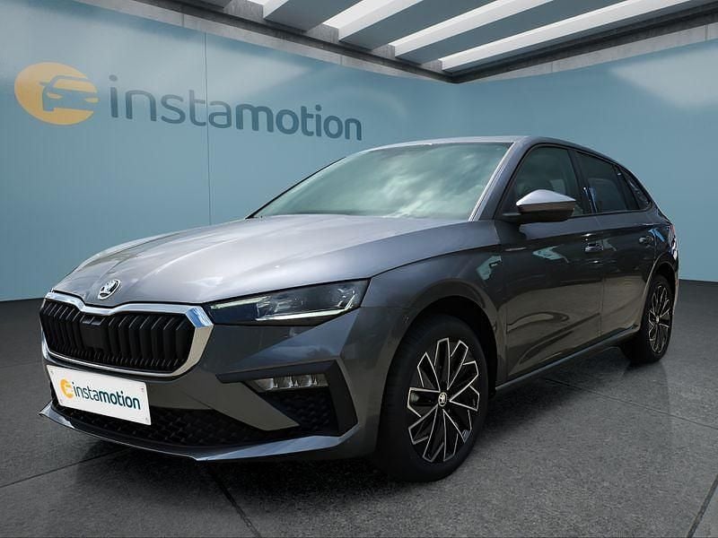 Grau Neu 2025 Skoda Scala Kleinwagen | 27.749 € (Fairer Preis) - Bild 1/4