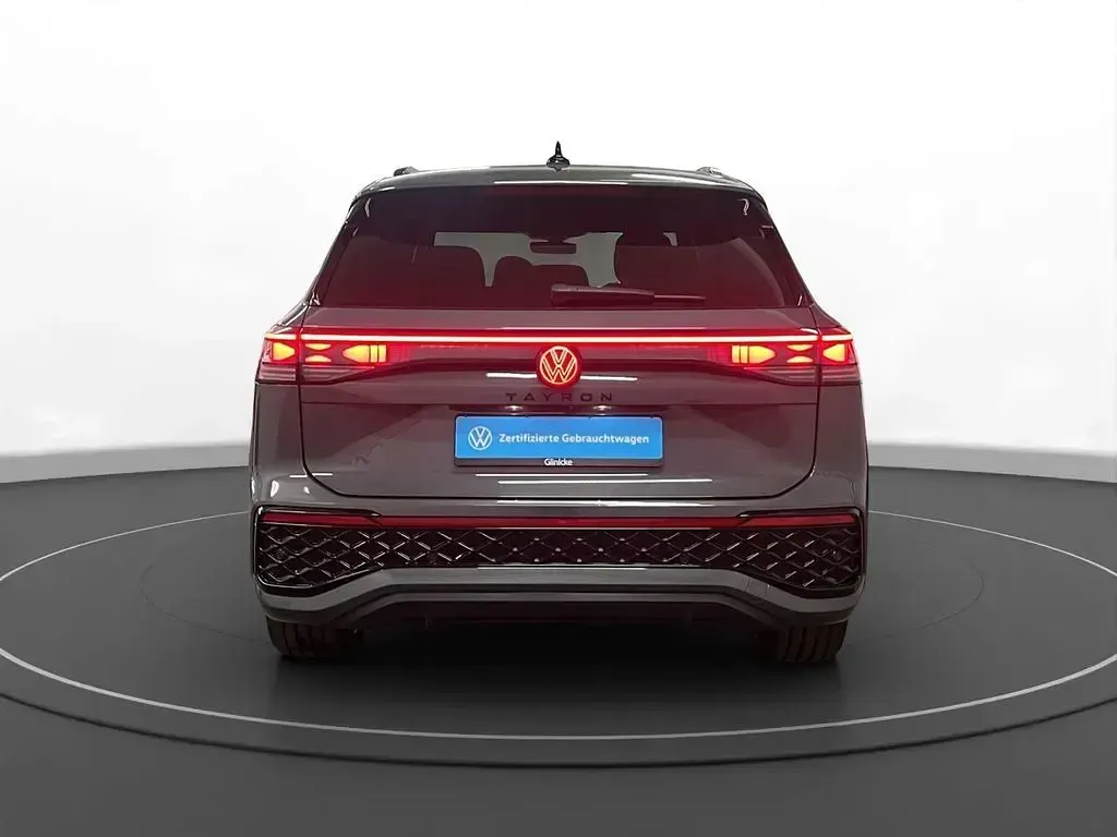 Gebraucht VW Tayron R-line 272 PS (200 kW) 2025 Grau SUV