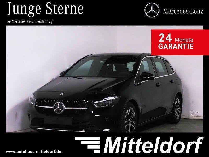 Lack kosmosschwarz Gebraucht 2024 Mercedes B200 Advanced Van / Kleinbus | 34.880 € (Etwas zu teuer) - Bild 1/4
