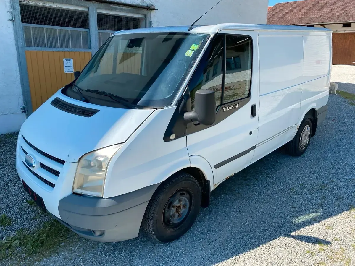 Gebraucht Ford Transit 115 PS (84 kW) 2009 Weiß Van / Kleinbus