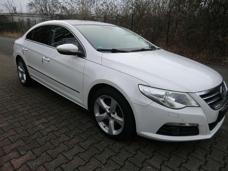 Gebraucht VW Passat Basis 160 PS (117 kW) 2009 Candyweiß Limousine