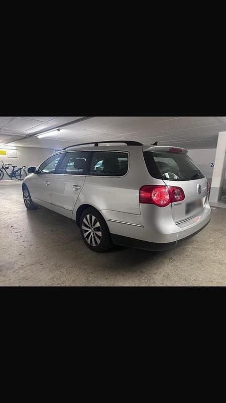 Gebraucht VW Passat 150 PS (110 kW) 2009 Silber Kombi