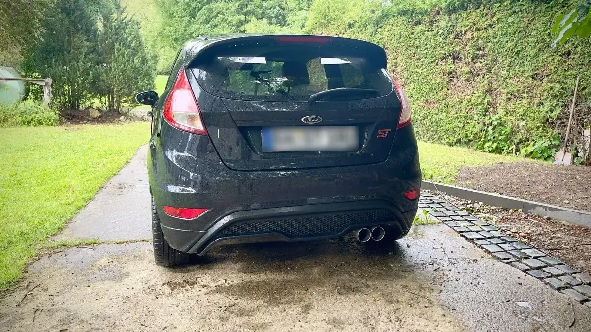 Gebraucht Ford Fiesta ST 182 PS (133 kW) 2013 Schwarz Kleinwagen