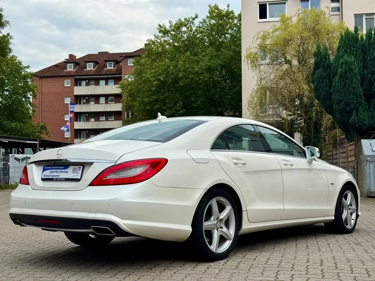Gebraucht Mercedes CLS350 265 PS (194 kW) 2012 Weiß Coupé