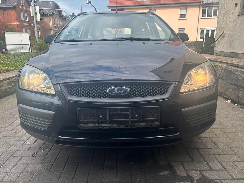 Second-hand Ford Focus 80 CP (58 kW) 2005 Albastru Break