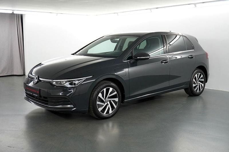Uranograu Gebraucht 2022 VW Golf VIII Style Limousine | 25.700 € (Fairer Preis) - Bild 1/4