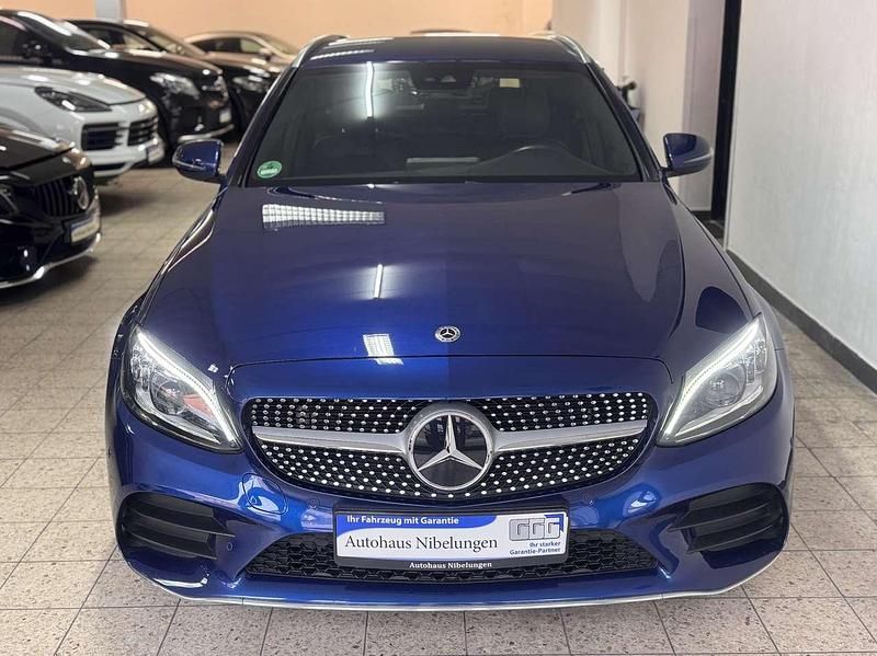 Gebraucht Mercedes C300 AMG line 258 PS (189 kW) 2019 Brillantblau Kombi