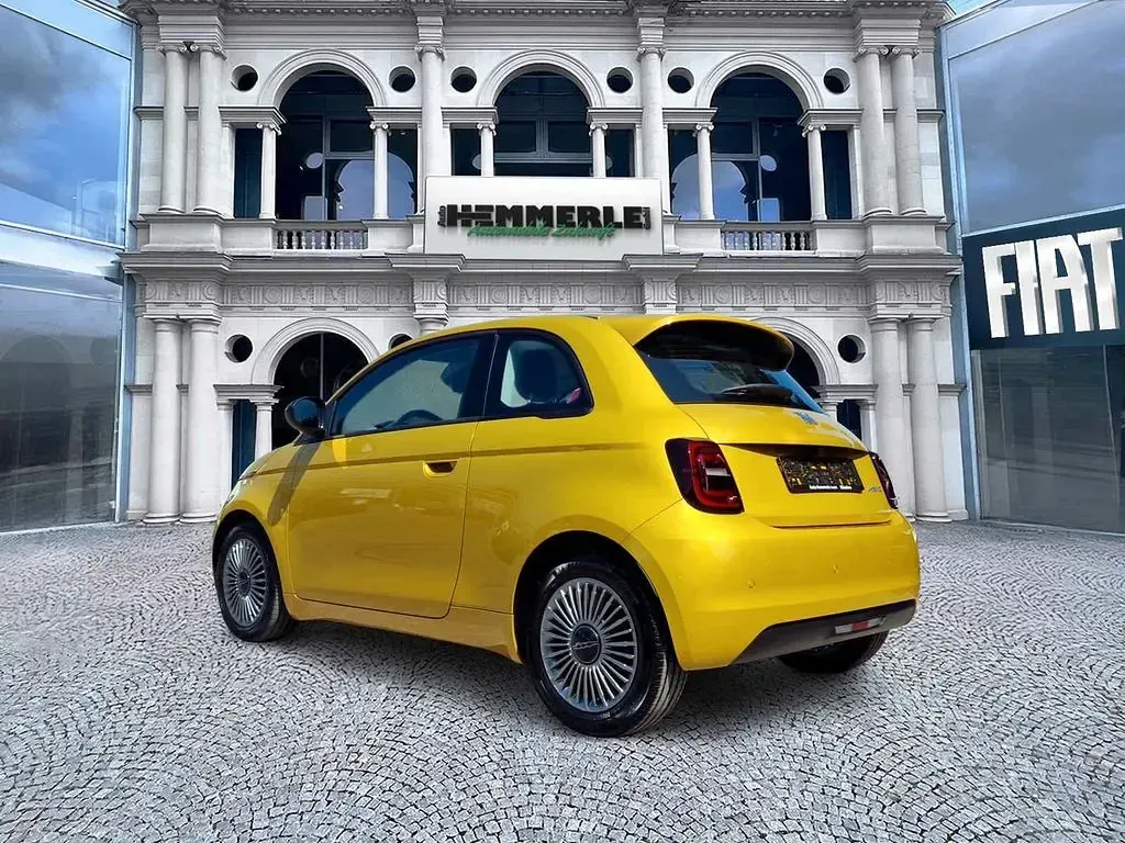 Neu Fiat 500 Icon 65 PS (47 kW) 2026 Gelb