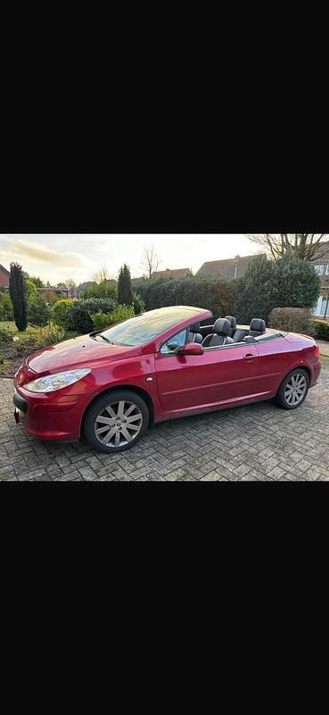 Gebraucht Peugeot 307 CC 140 PS (102 kW) 2006 Rot Cabrio