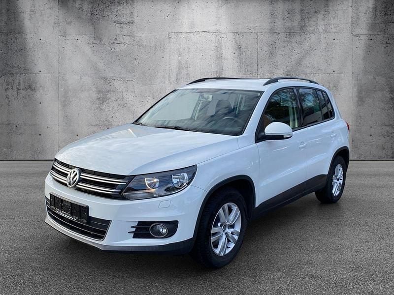 Weiß Gebraucht 2016 VW Tiguan SUV | 12.490 € (Superpreis) - Bild 1/4