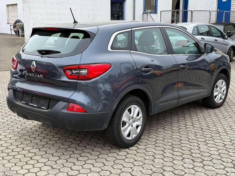 Gebraucht Renault Kadjar Life 131 PS (96 kW) 2018 Grau SUV