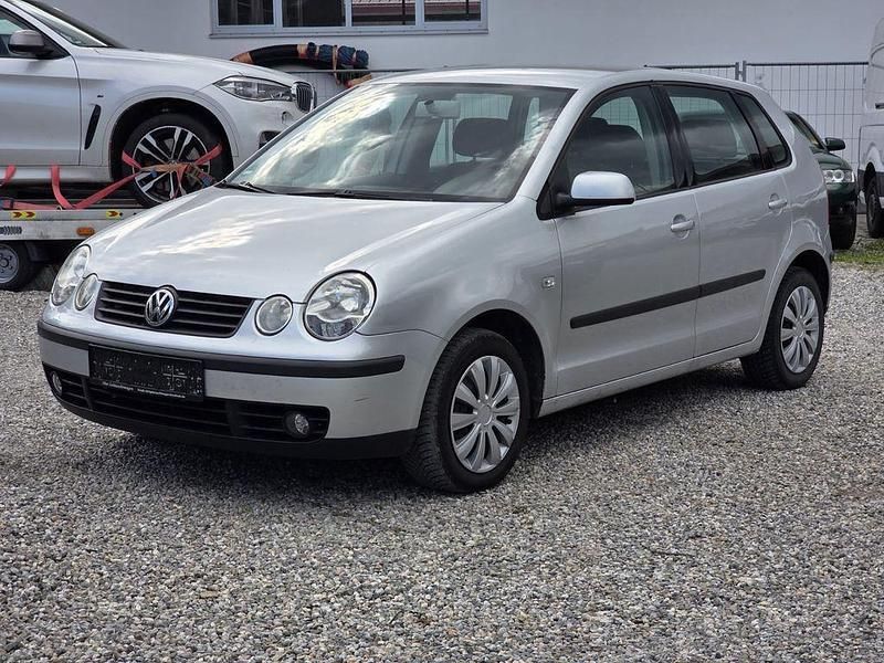 Silber Gebraucht 2002 VW Polo Comfortline Limousine | 1.699 € (Fairer Preis) - Bild 1/4